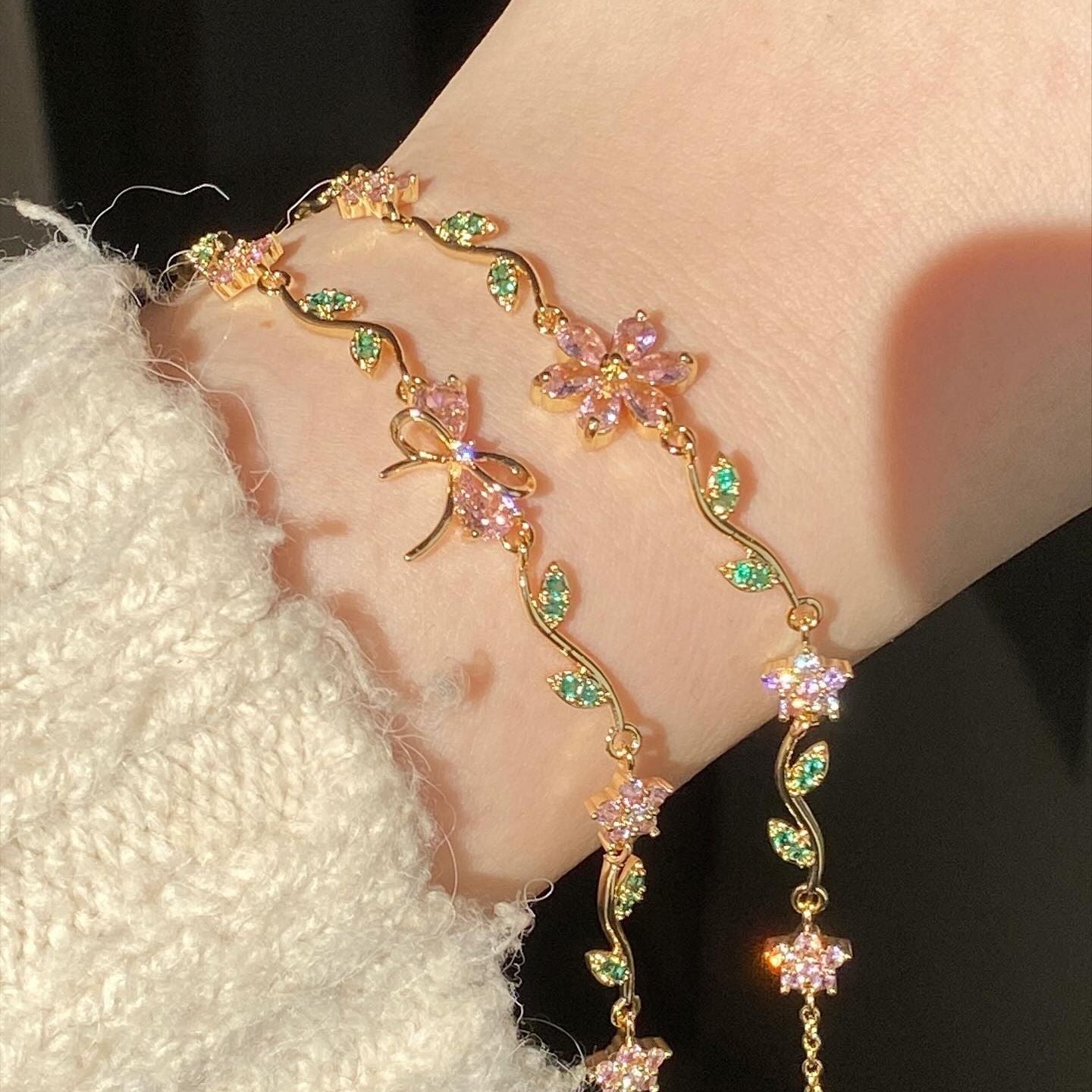Momo Peach Blossom Bracelet