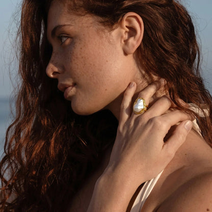 Charis Gold Pearl Ring