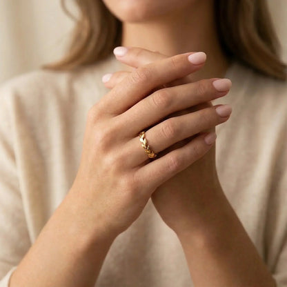 Rhea Golden Vine Ring