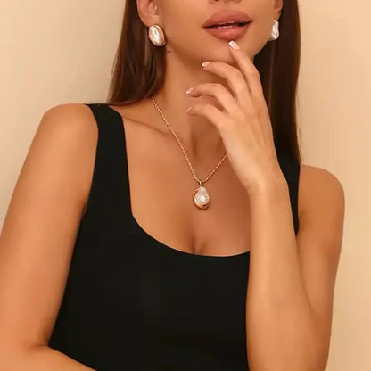 Carly Mother Of Pearl Pendant
