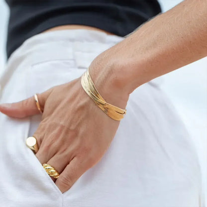 Angelica® Stainless Steel Herringbone Bracelet (Bundle)
