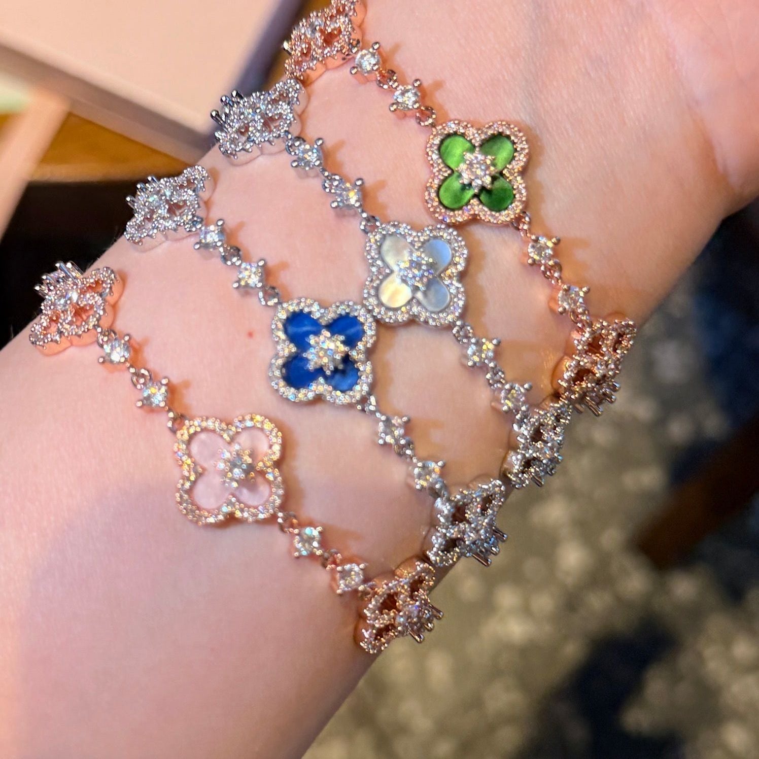 Sparkling Diamond Cut Cubic Zirconia Cleef Bracelet - 18K Gold Plated Adjustable